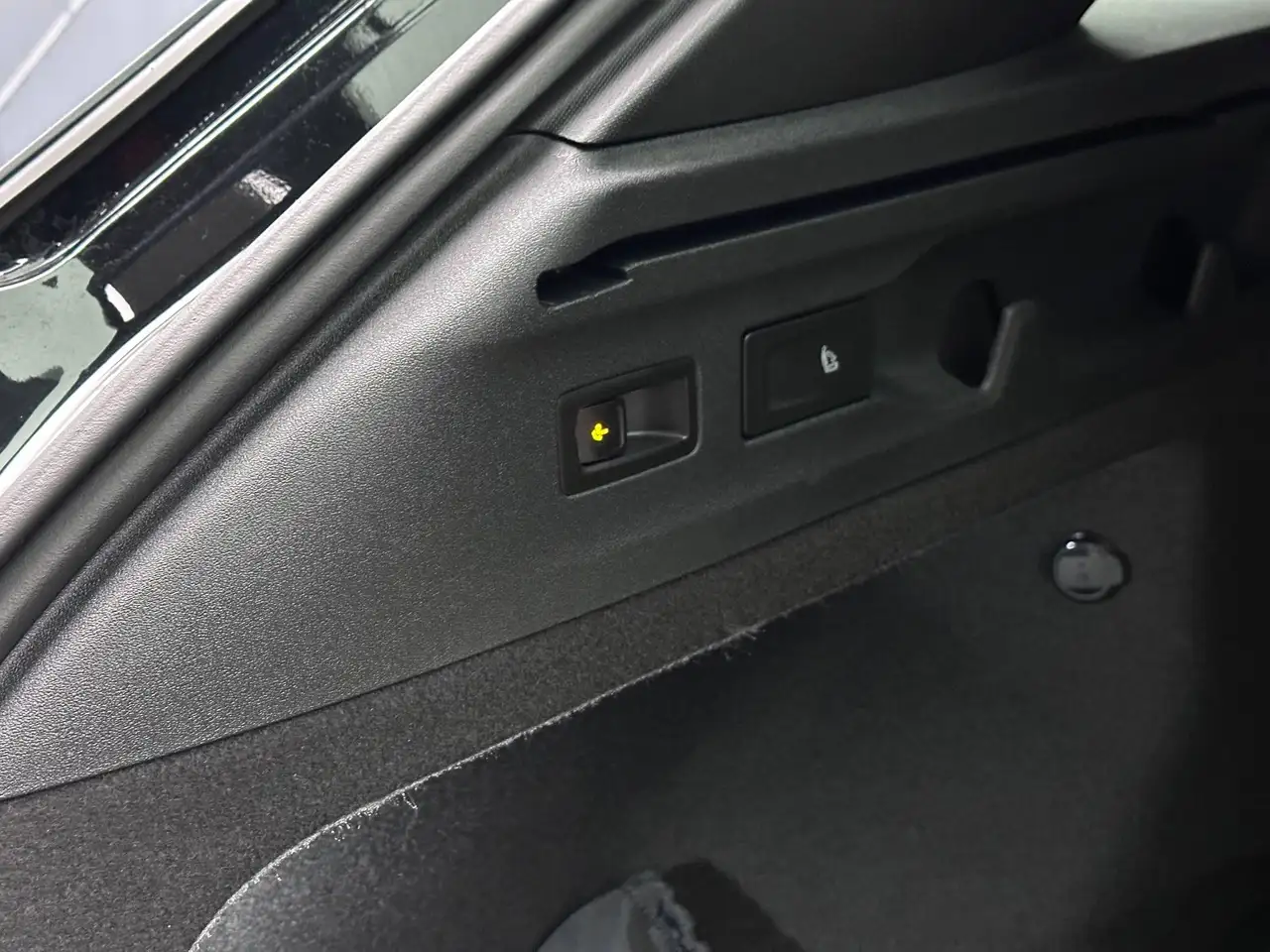 Volkswagen ID.7 Tourer Pro *20Zoll*AHK*Int./Ext.-Paket*360*Komfort* — Vehicle gallery 33