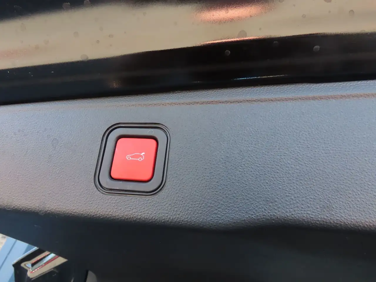 Jeep Avenger 1.2 GSE T3 GDI Klimaauto. Kamera Carplay — معرض صور السيارة 9