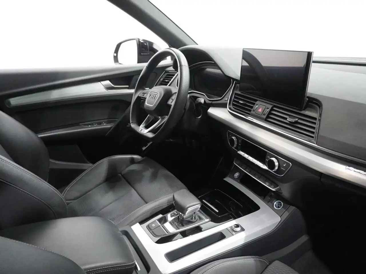 Audi Q5 40 TDI quattro-ultra Black line S tronic 150kW — Galería del vehículo 10
