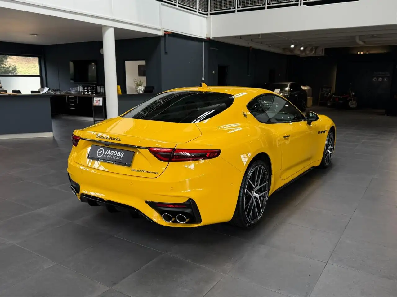 Maserati GranTurismo Trofeo Giallo Corse Sportpaket Navi — Galerie du véhicule 8