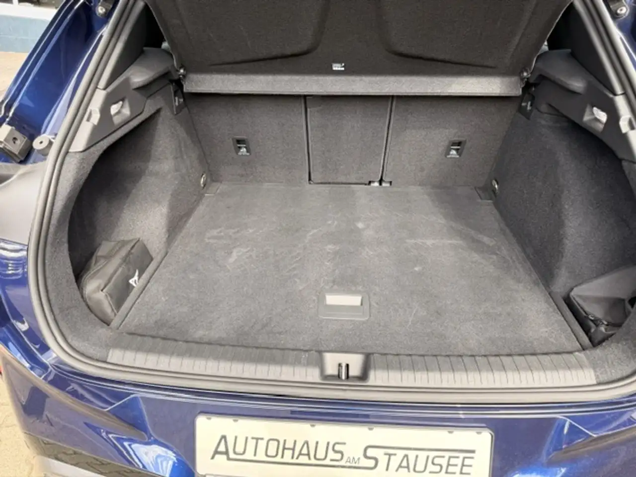 CUPRA Terramar 1.5 eTSI DSG 110 kW *Anhängerkupplung*LED-Scheinwerfer*App-Connect*Winterräder mit Alufelgen*Rückfahrkamera* — معرض صور السيارة 23