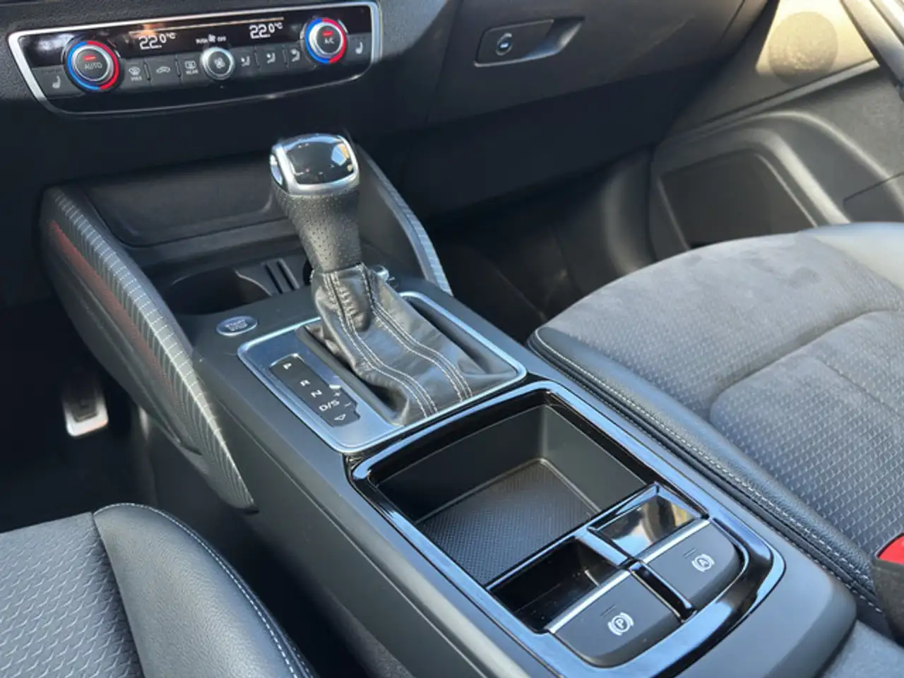 Audi Q2 35 1.5 TFSI S line S tronic ACC SONOS — Vehicle gallery 17