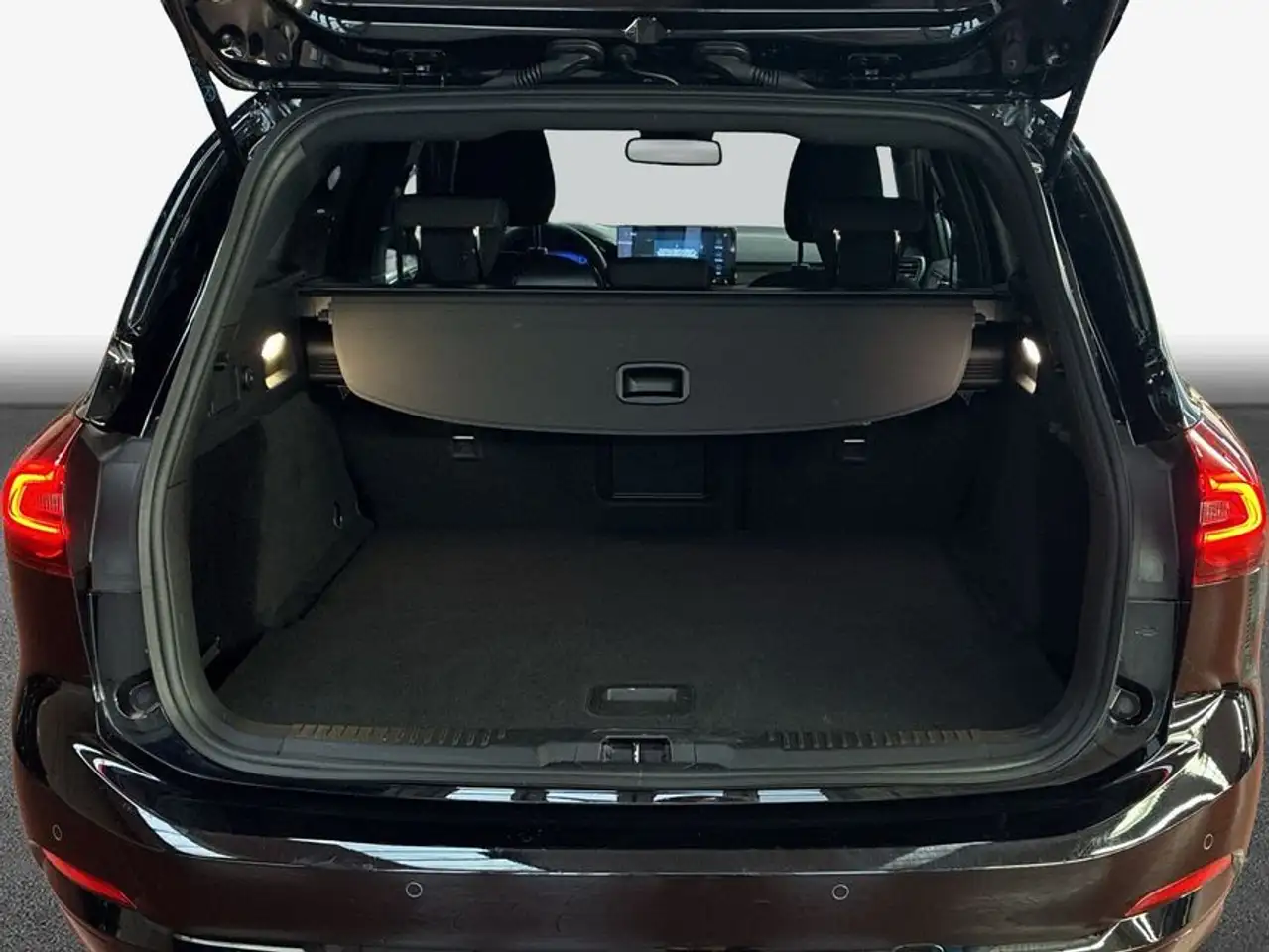 Ford Focus Turnier 1.0 EcoBoost Hybrid ST-LINE X — Galería del vehículo 8