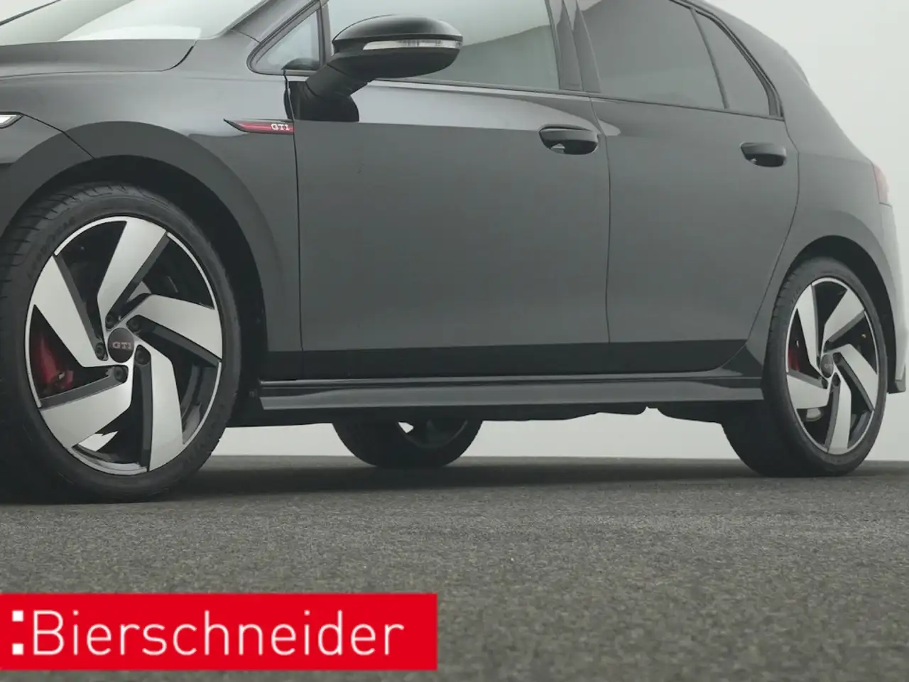 Volkswagen Golf GTI 8 2.0 TSI DSG KAMERA NAVI LED+ DCC — Vehicle gallery 33