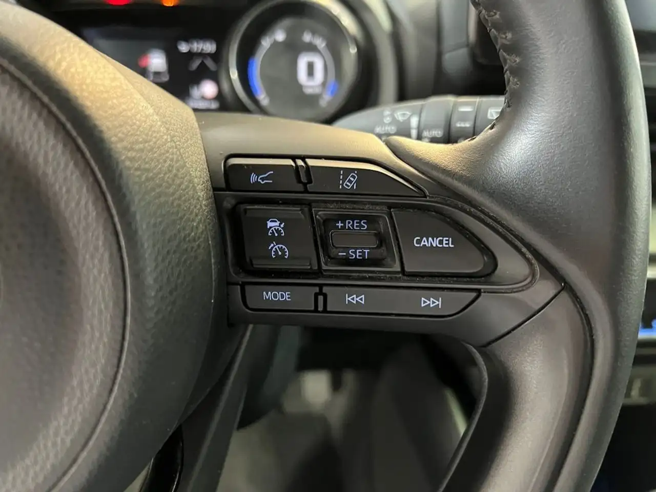 Toyota Yaris 120H 1.5 Active Plus — Galerie du véhicule 16
