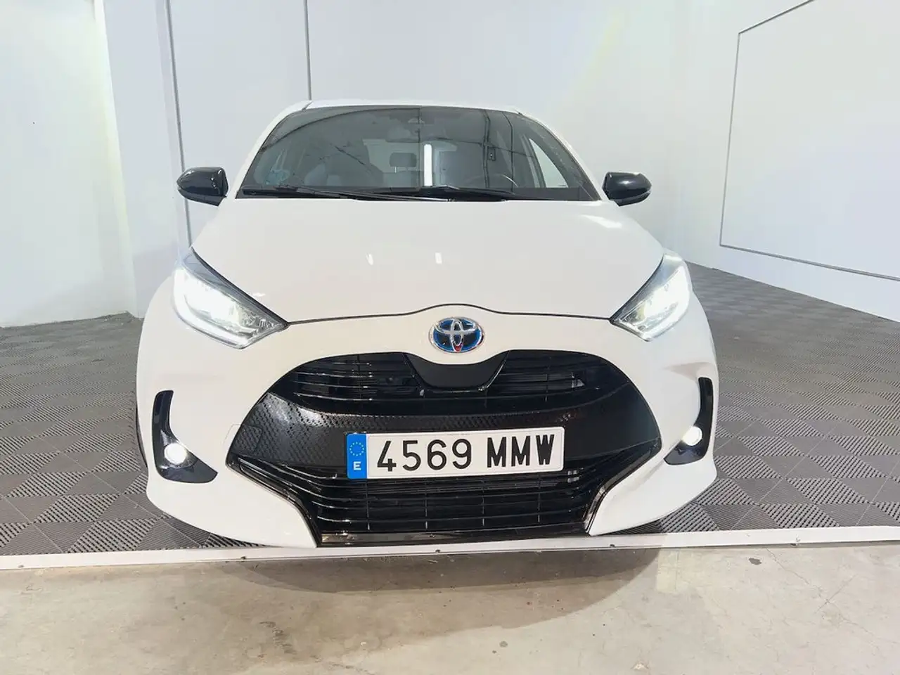 Toyota Yaris 120H 1.5 Active Plus — Galerie du véhicule 5