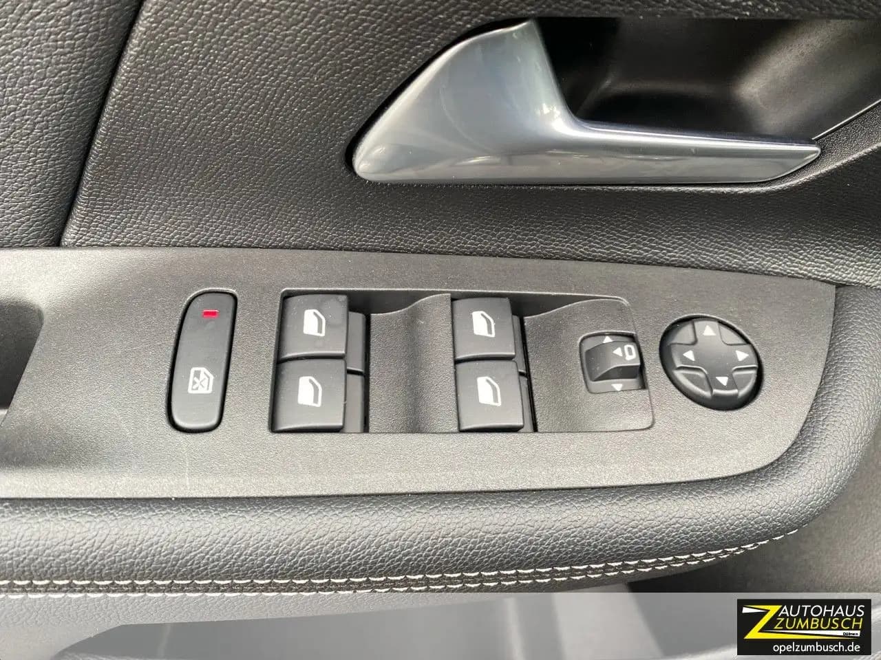 Opel Mokka Ultimate Navi,Sitzheiz.,R-Kamera, uvm... — Vehicle gallery 12