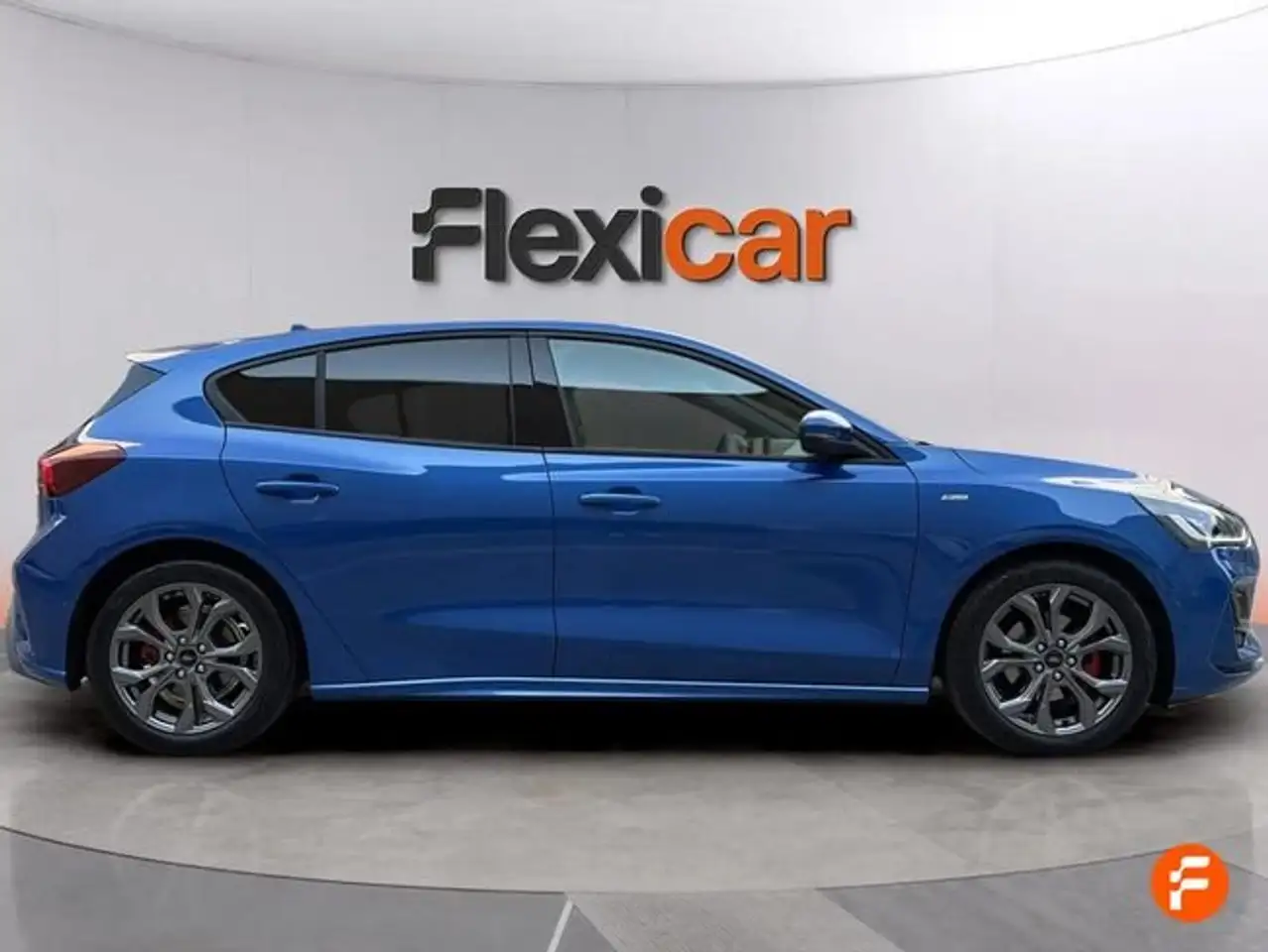 Ford Focus 1.0 Ecoboost MHEV 114kW ST-Line X Auto — Vehicle gallery 2