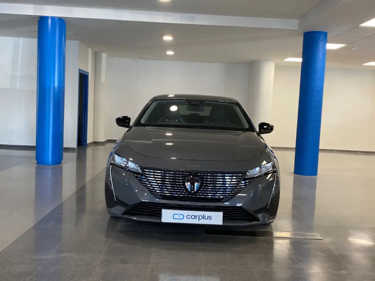 Peugeot 308 SW Allure Hybrid 180 eEAT8 — Vehicle gallery 3