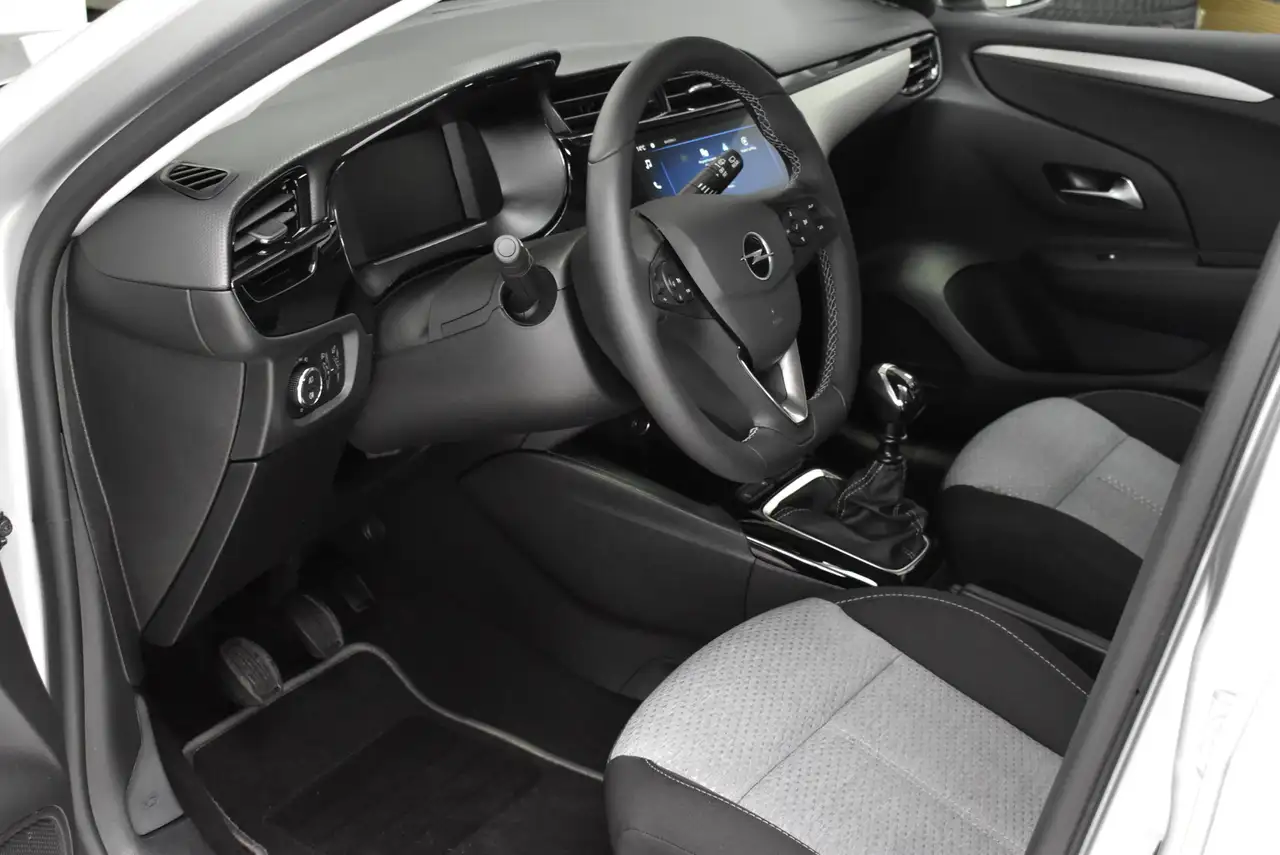 Opel Corsa 1.2T KLIMA LED Rückfahrkamera DAB+ SHZ LHZ — Vehicle gallery 4