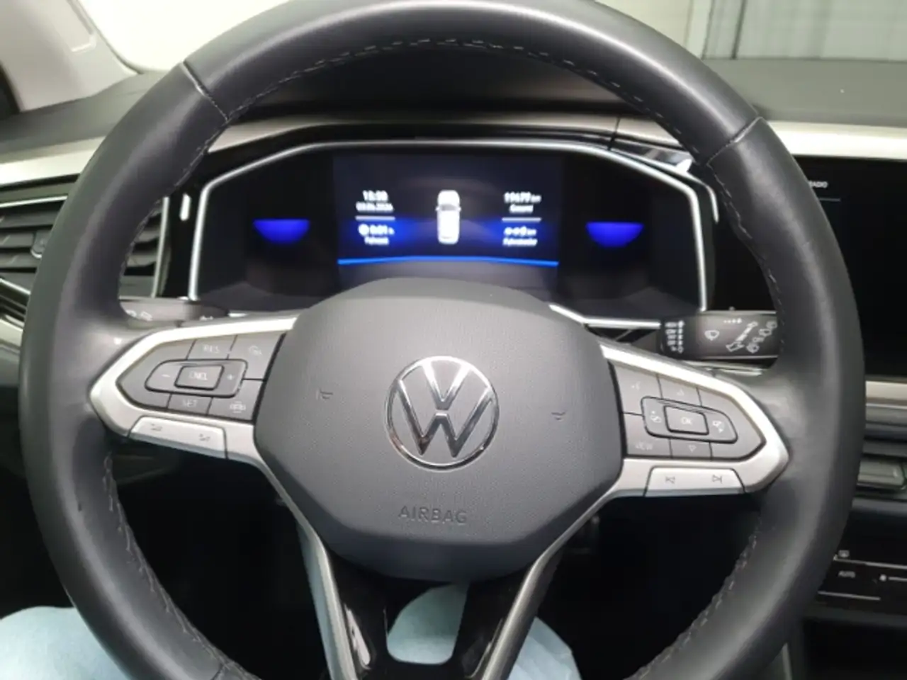Volkswagen Taigo TSI Move Navi LED Tel-vorb AppConnect PDC — معرض صور السيارة 22