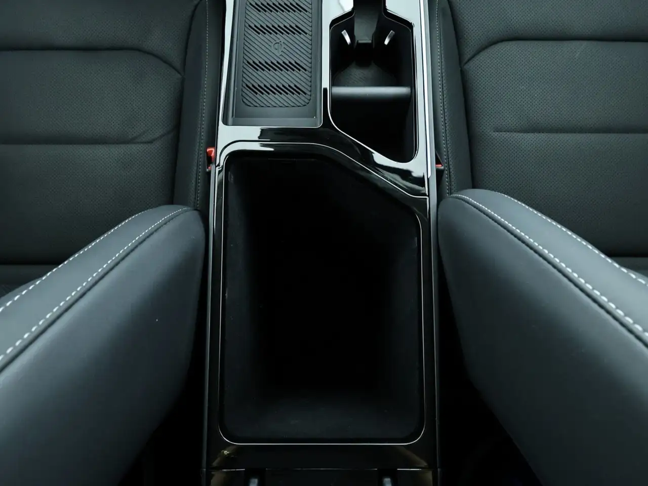 Kia EV6 Elektro 77,4 kWh 4WD AWD|WP|ACC|CARPLAY — Galería del vehículo 14