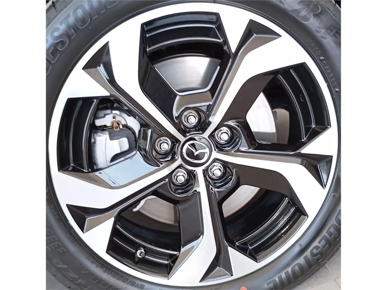Mazda MX-30 e-SKYACTIV R-EV EDITION R SUNROOF — Vehicle gallery 17