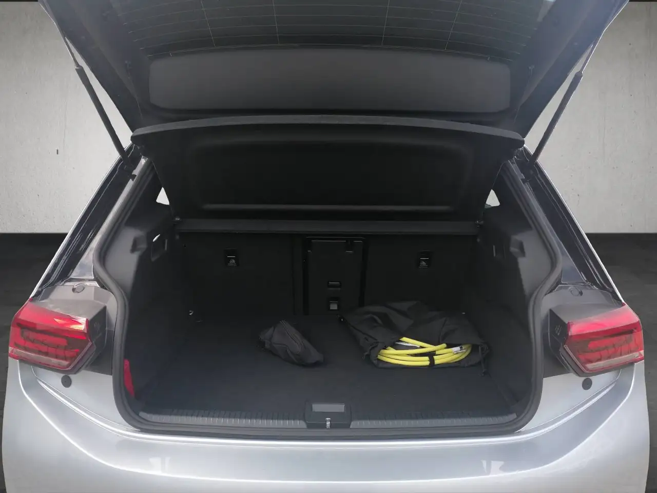 Volkswagen ID.3 Pro 150 kW Move AHK ACC NAVI KAM el Sitz — Galería del vehículo 7