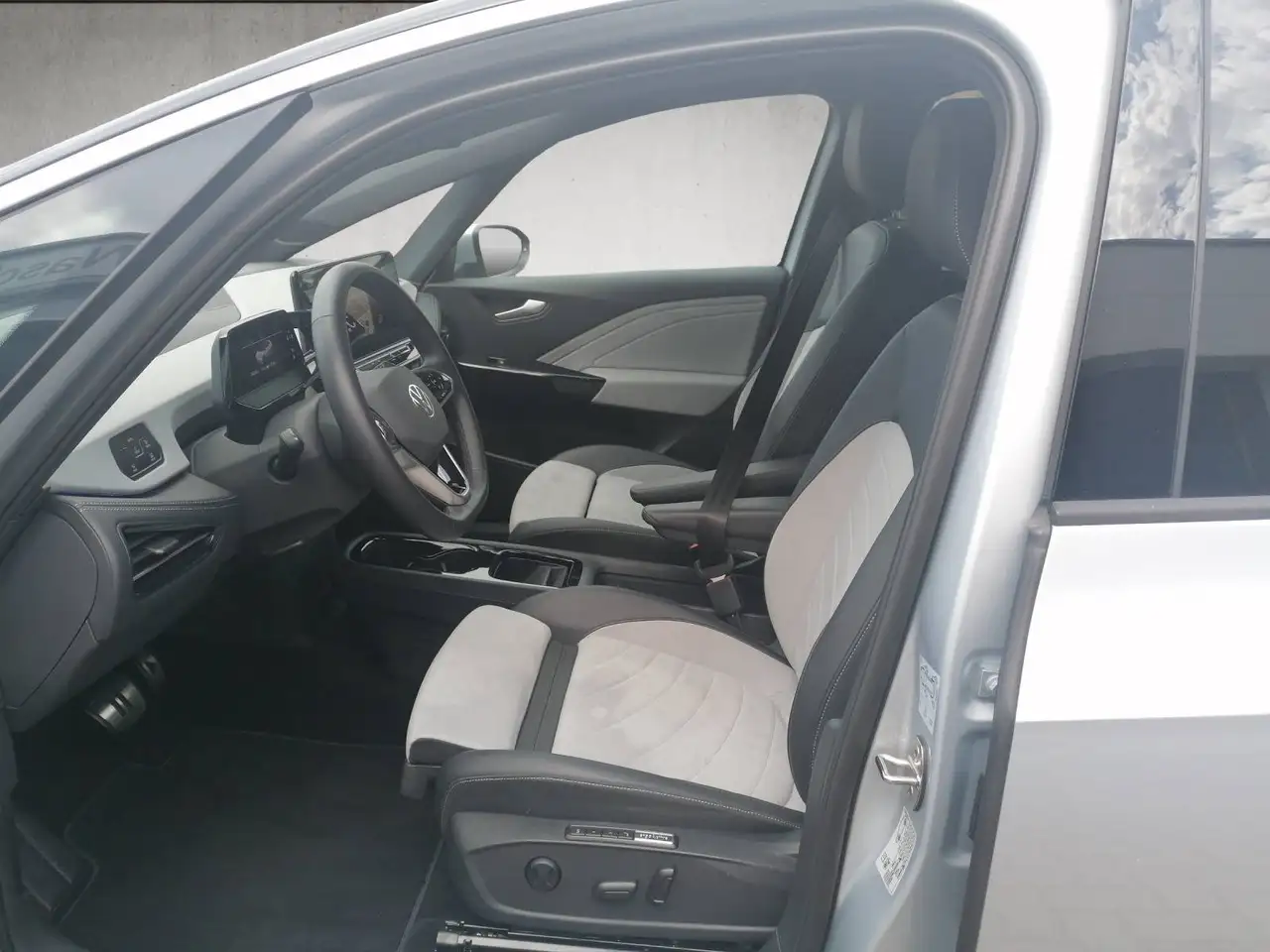 Volkswagen ID.3 Pro 150 kW Move AHK ACC NAVI KAM el Sitz — Galería del vehículo 12