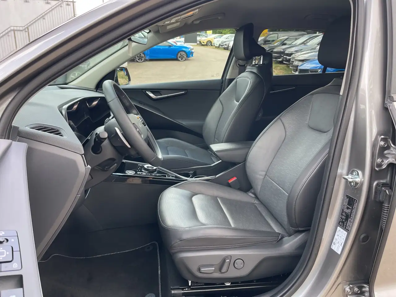 Kia Niro 1.6 Spirit ACC+LED+Navi+SHZ+2xKlima+4xSHZ — معرض صور السيارة 26