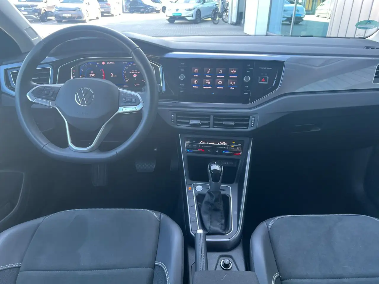 Volkswagen Polo 1.0TSI Style DSG LED Navi Kamera — Galerie du véhicule 11