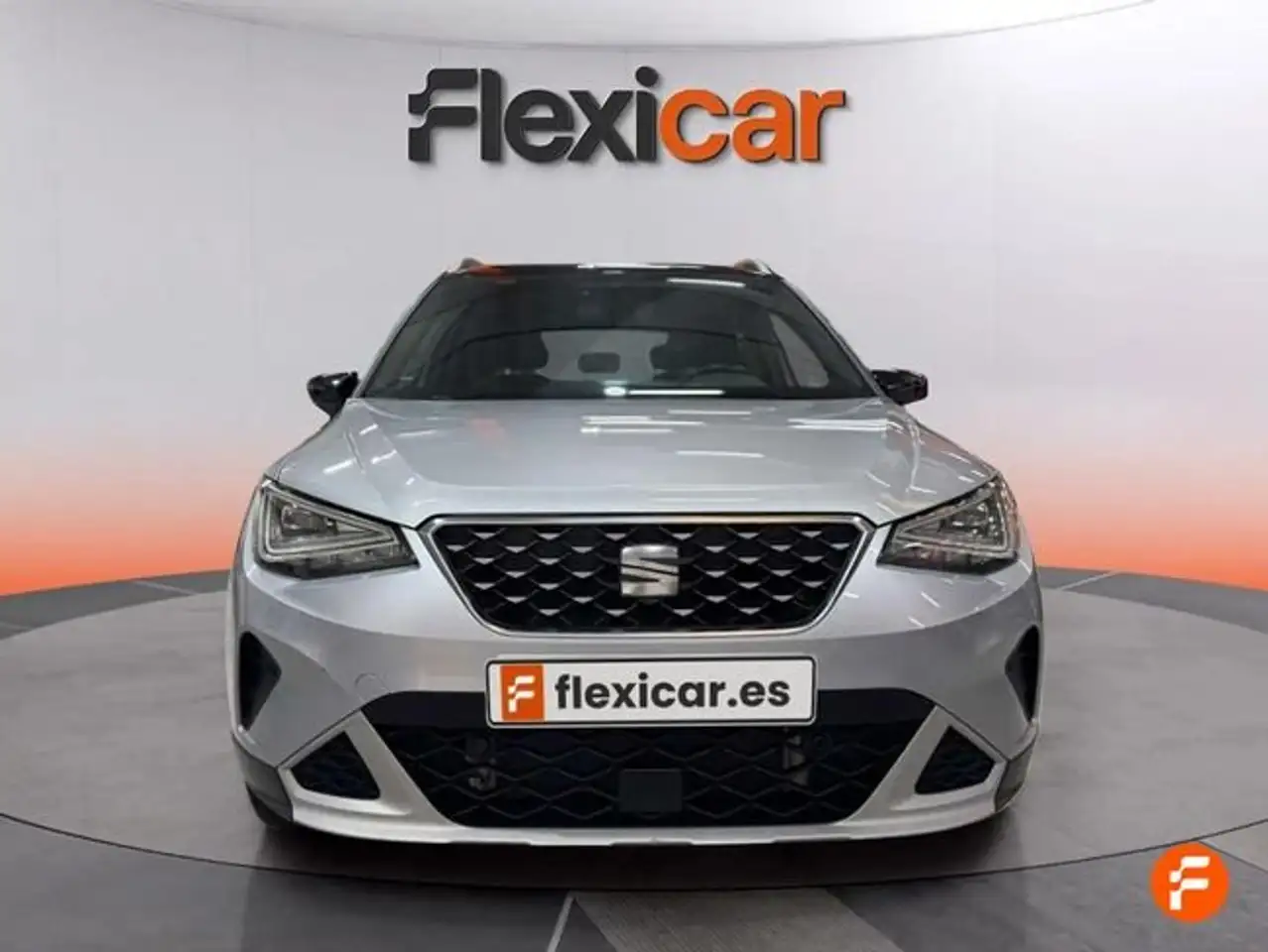 SEAT Arona 1.5 EcoTSI S&S Special Edition DSG7 150 — معرض صور السيارة 2