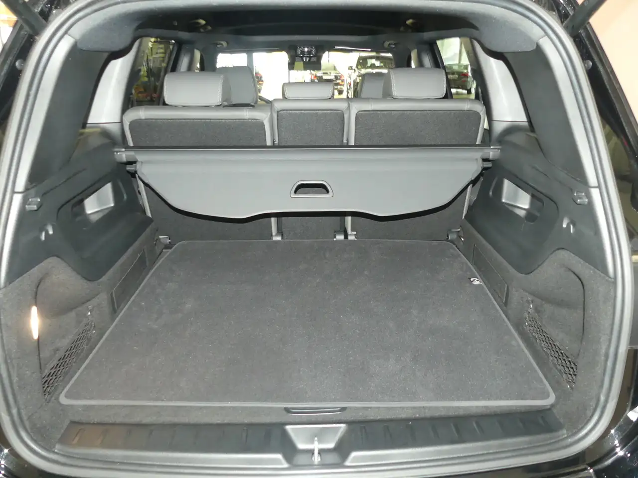 Mercedes-Benz EQB 300 EQB 300 4Matic, ELECTRIC ART ADVANCED PLUS, PSD. — Galería del vehículo 11