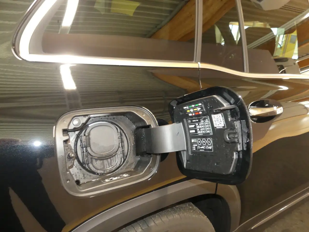 Mercedes-Benz EQB 300 EQB 300 4Matic, ELECTRIC ART ADVANCED PLUS, PSD. — Galería del vehículo 15
