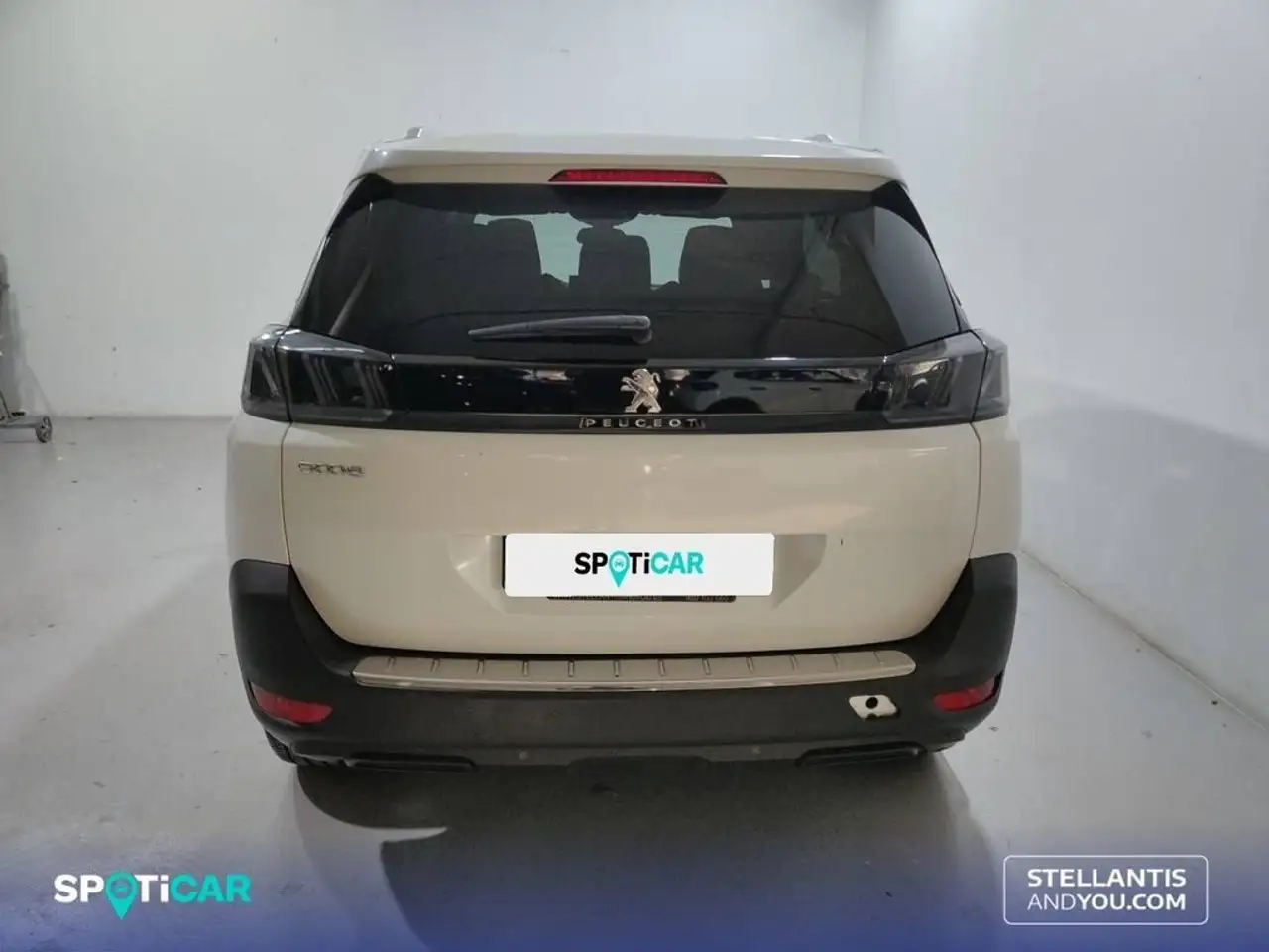 Peugeot 5008 1.2 PureTech S&S Allure 7 pl. 130 — Galería del vehículo 5