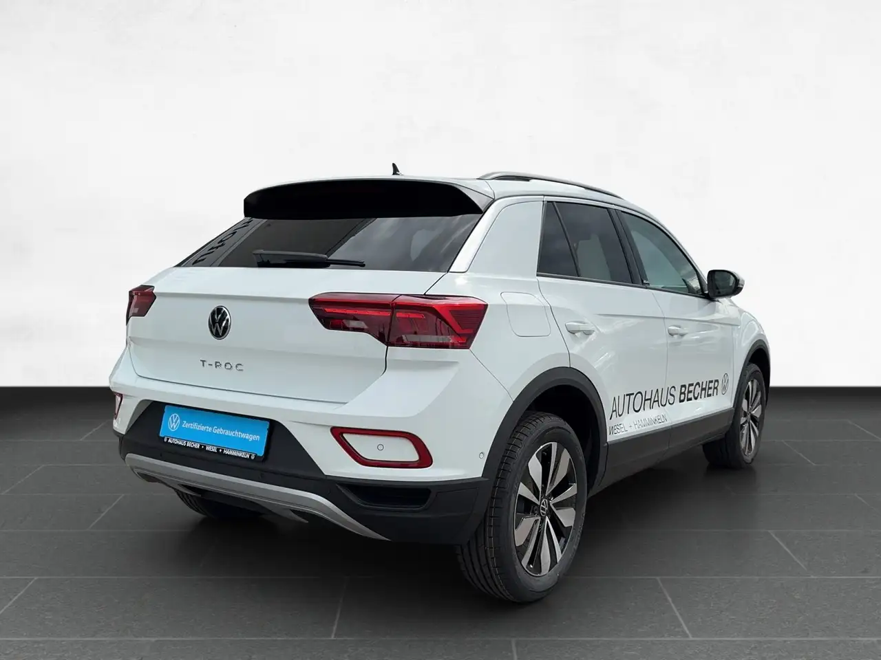 Volkswagen T-Roc Move 1.5 TSI DSG /AHK/Rückfahrk/Navi/LED — معرض صور السيارة 4