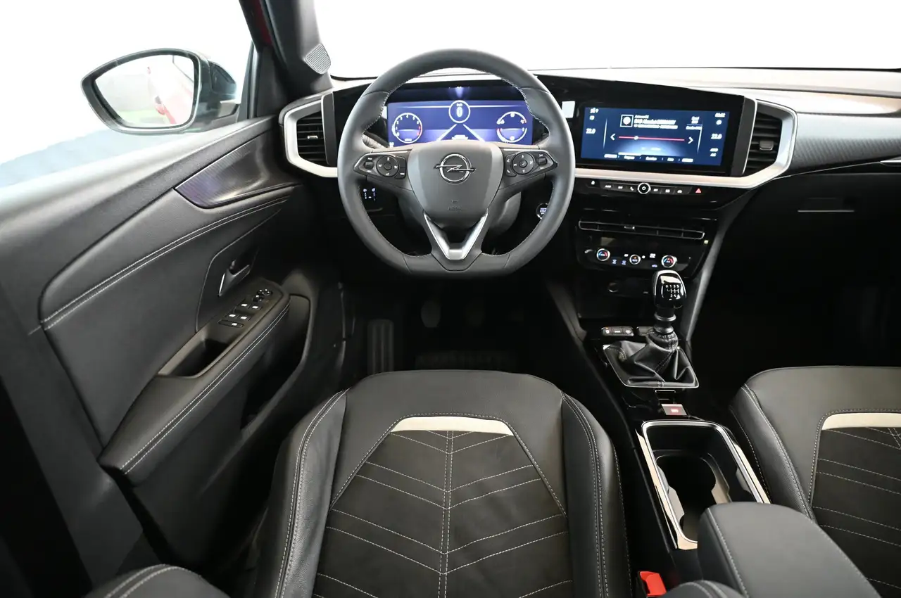 Opel Mokka 1.2 136 Ultimate LED/ACC/Black-Pack/18 — Galería del vehículo 32