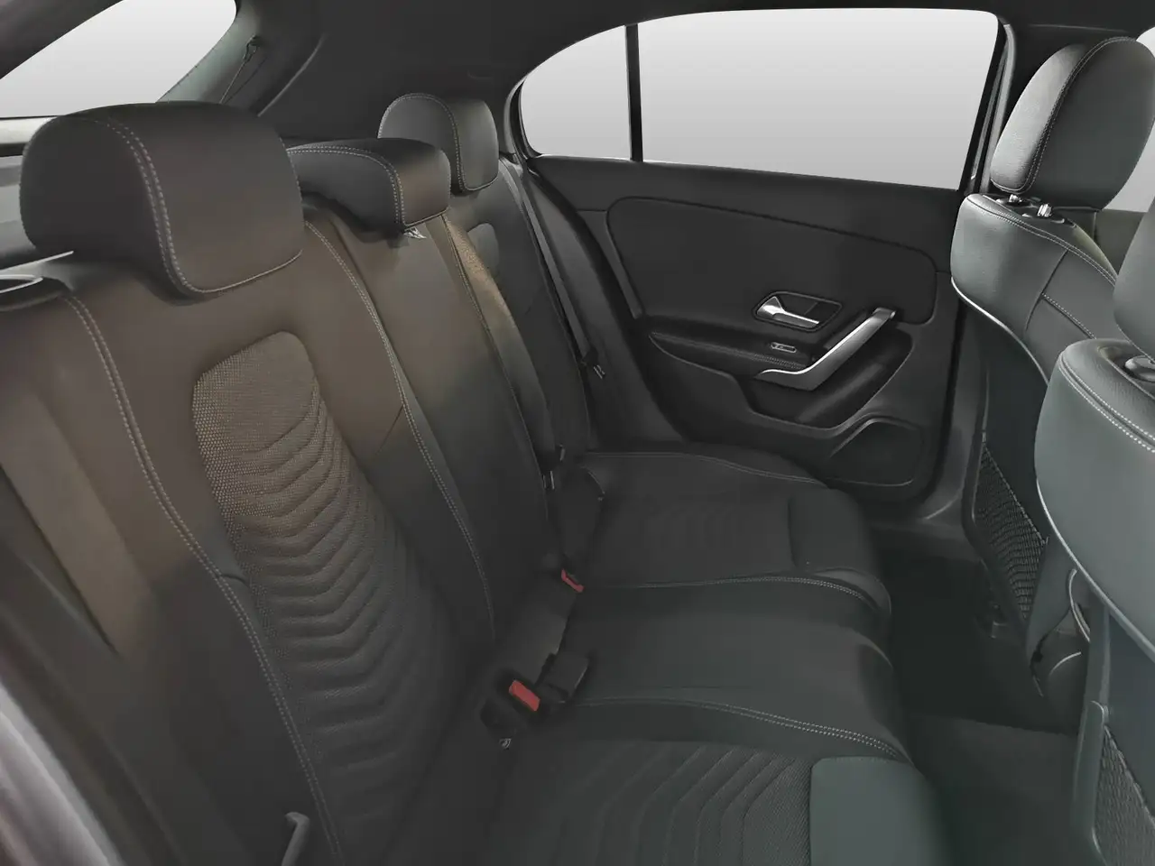 Mercedes-Benz A 180 Progressive ADVANCED+PANORAMA-SD+WINTER-PA — معرض صور السيارة 19