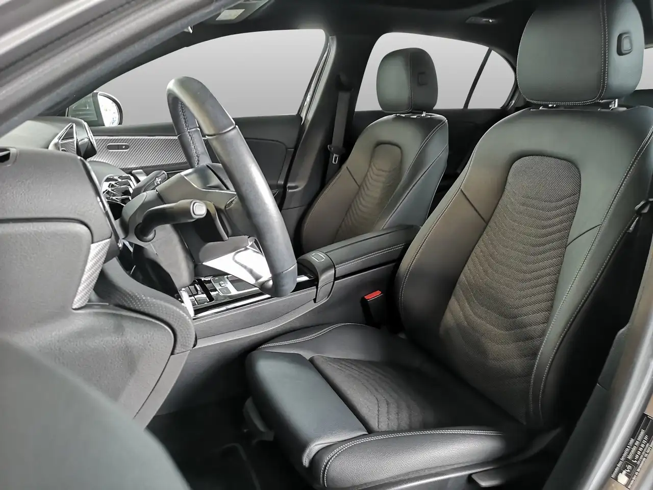 Mercedes-Benz A 180 Progressive ADVANCED+PANORAMA-SD+WINTER-PA — معرض صور السيارة 14