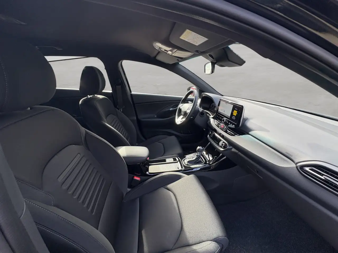 Hyundai i30 ADVANTAGE NAVI,KAM,SITZHEIZ,PDC+ PLUS-PAKET! — Vehicle gallery 15