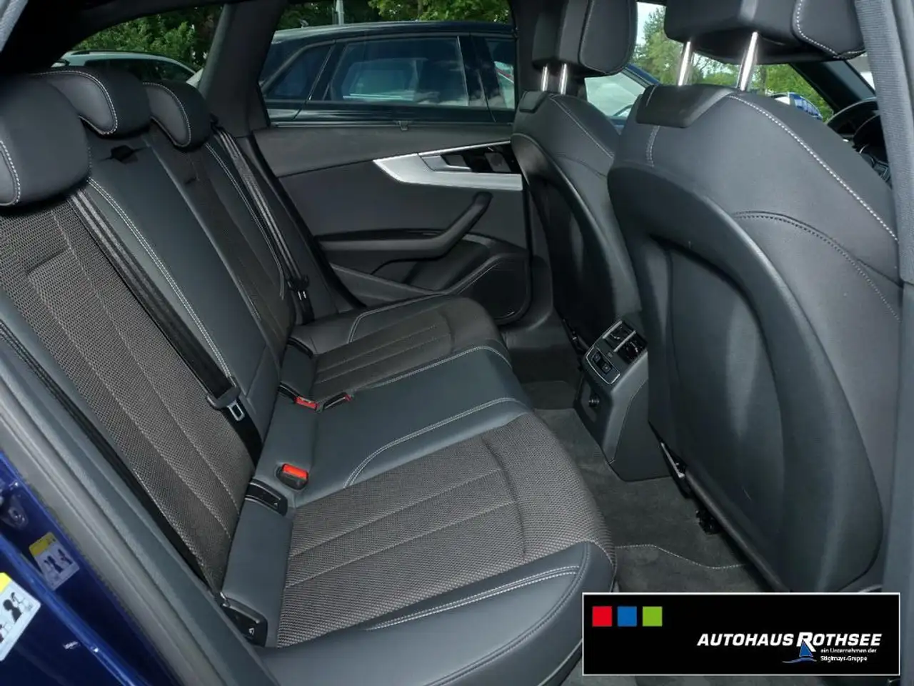 Audi A4 S-line 40 TFSI quattro AHK+MATRIX+NAVI+VC+18` — Galerie du véhicule 5