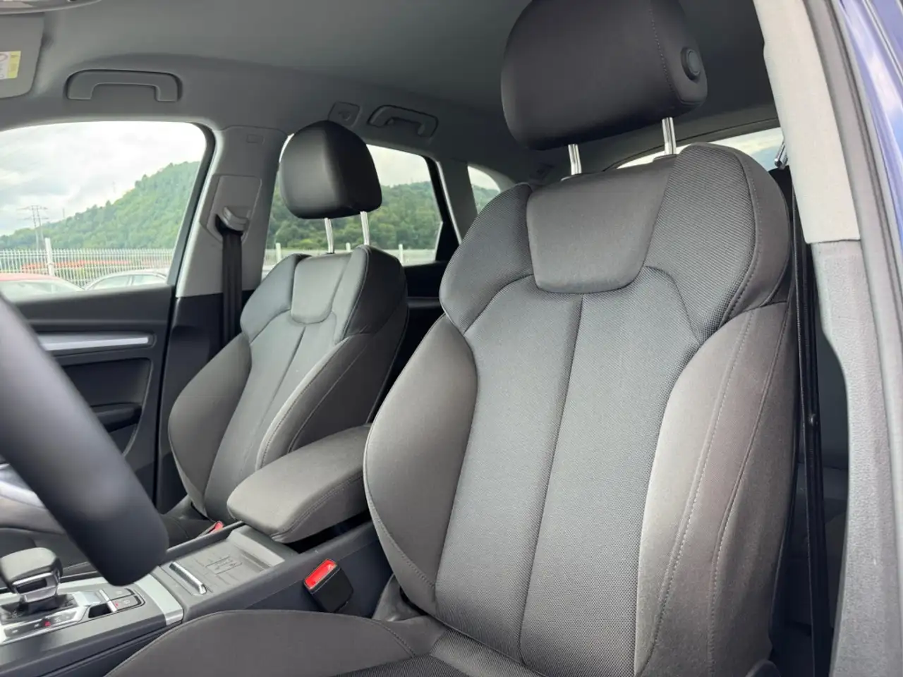 Audi Q5 2.0TDI quattro S tronic Advanced 150kW — Vehicle gallery 28