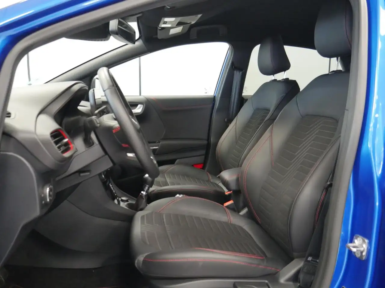 Ford Puma 1.0 EcoBoost MHEV ST-Line X Aut. 155 — Galería del vehículo 7