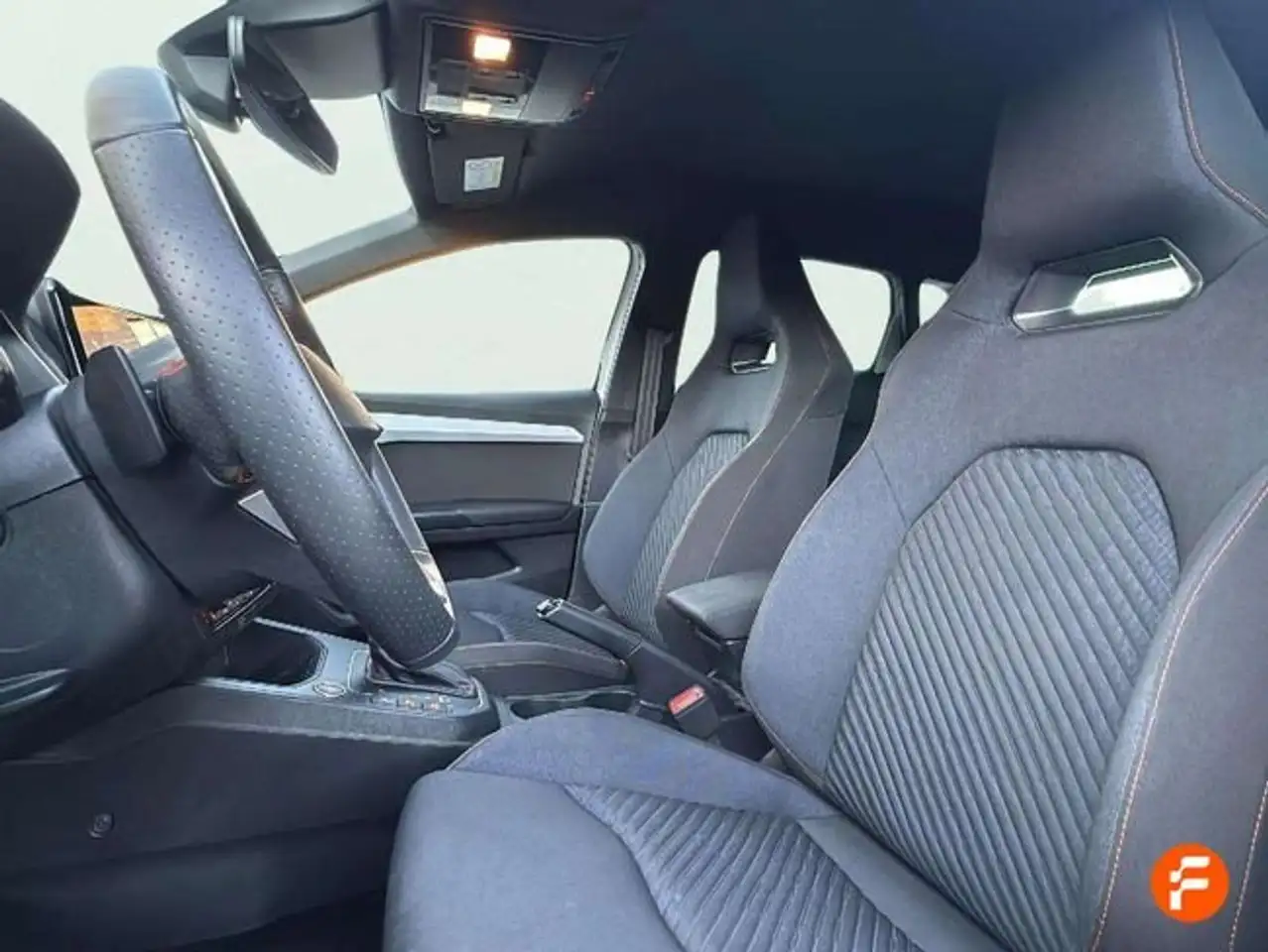 SEAT Ibiza 1.5 TSI S&S FR Salta DSG 150 — Galería del vehículo 26