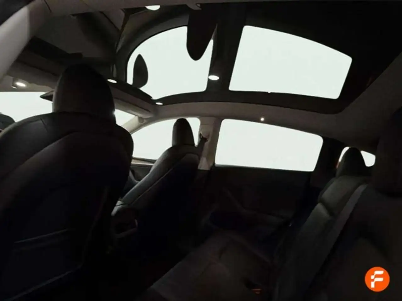 Tesla Model Y Tracción Trasera RWD — معرض صور السيارة 19