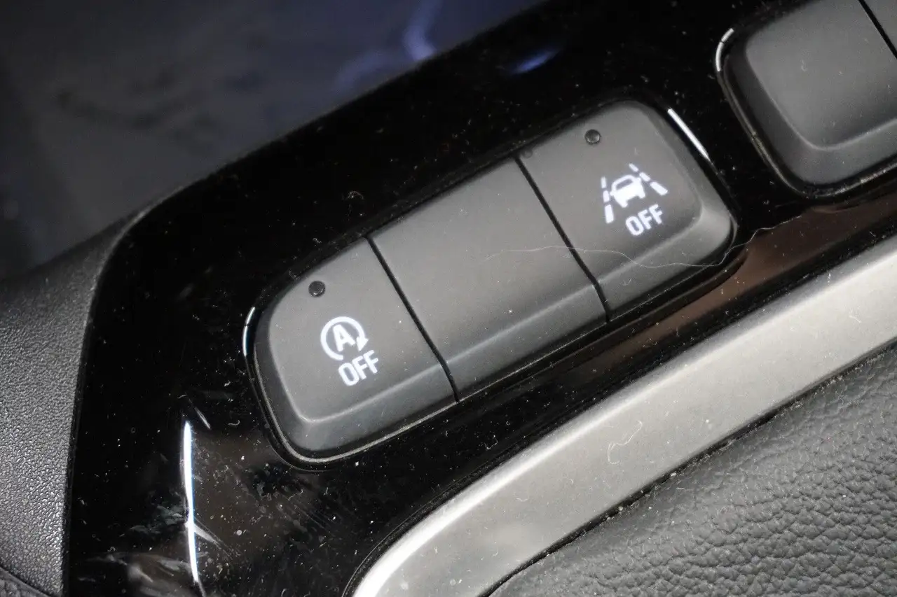 Opel Corsa F Edition - Kamera/Winter P./TW-Ass. — Vehicle gallery 14