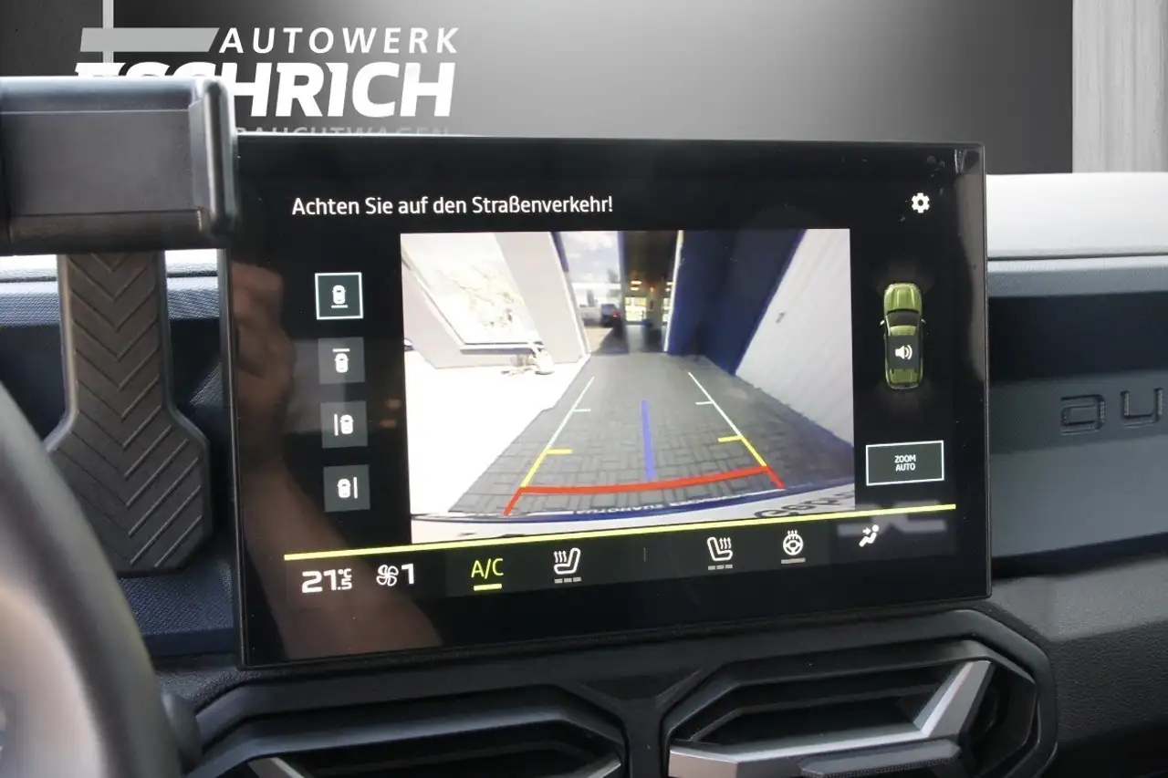 Dacia Duster Journey hybrid 140 — معرض صور السيارة 11