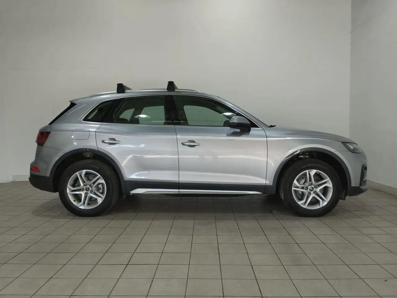 Audi Q5 50 TFSIe Advanced quattro-ultra S tronic — Galerie du véhicule 3