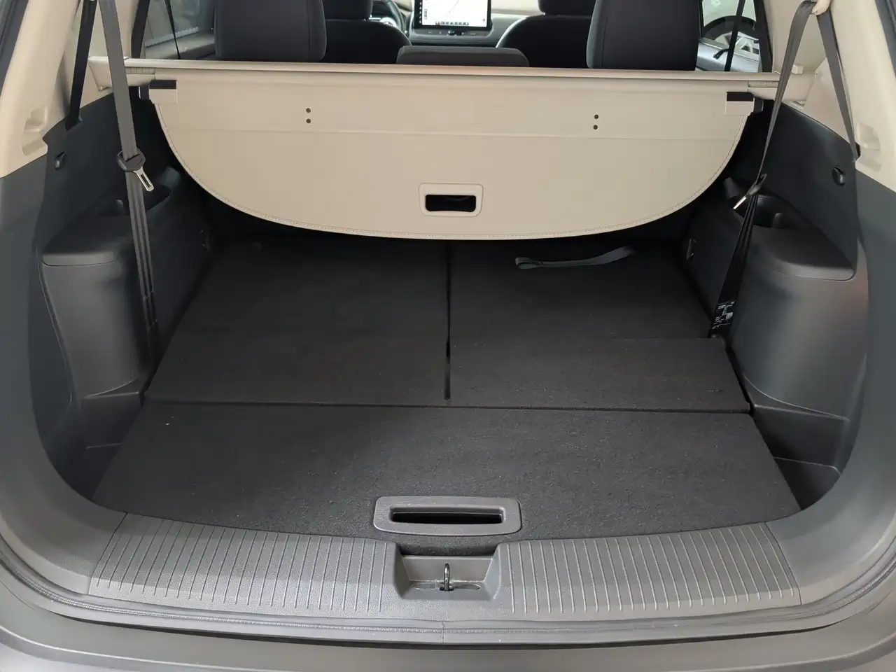 Nissan X-Trail n-connecta 7Sitze+Navi+ACC+360+4xSitzhzg+Kamera+Ke — Vehicle gallery 28