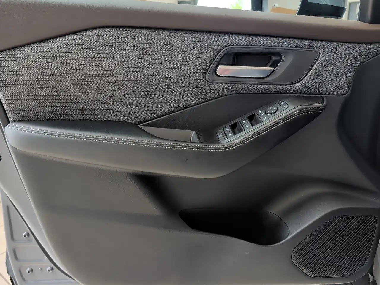 Nissan X-Trail n-connecta 7Sitze+Navi+ACC+360+4xSitzhzg+Kamera+Ke — Vehicle gallery 22