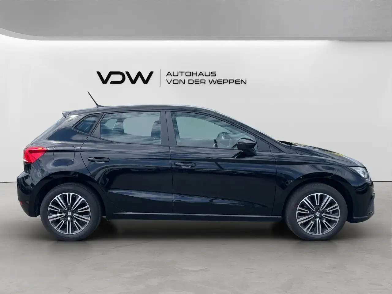 SEAT Ibiza Style Edition TSI DSG Tempomat SHZ DAB+ — Vehicle gallery 8