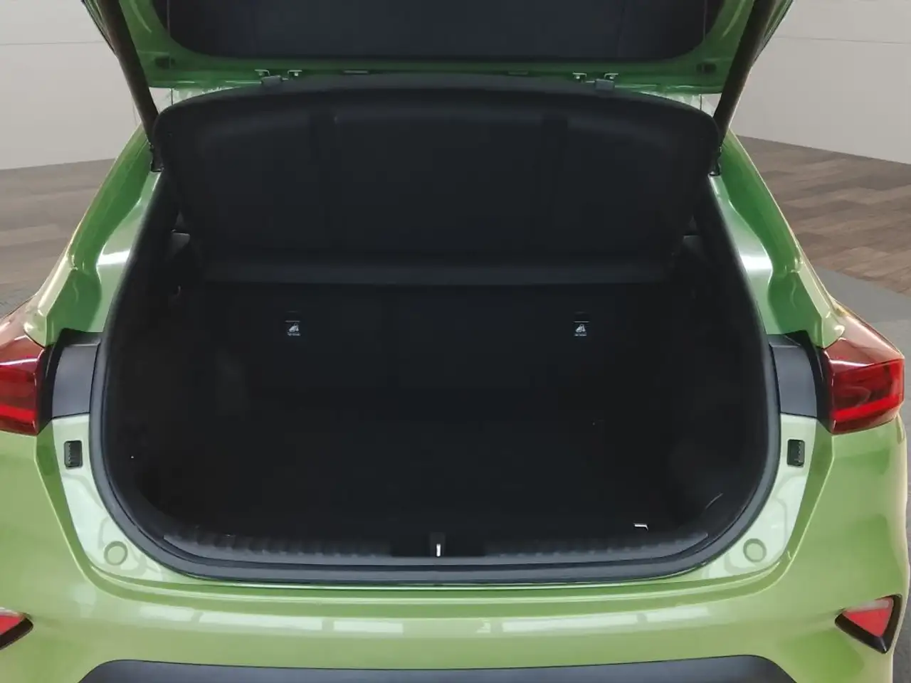Kia XCeed 1.6 GDI DCT6 OPF Plug-in-Hybrid SPIRIT — معرض صور السيارة 15