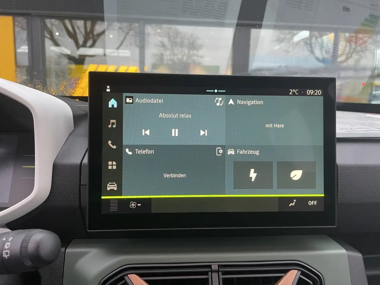Dacia Spring Extreme ELECTRIC 65*NAVI* — معرض صور السيارة 14