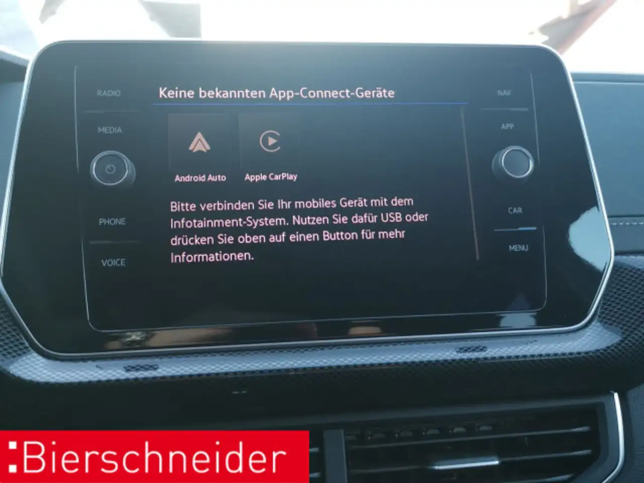 Volkswagen T-Cross 1.0 TSI DSG R-Line MATRIX NAVI CAM ACC S — Galerie du véhicule 25