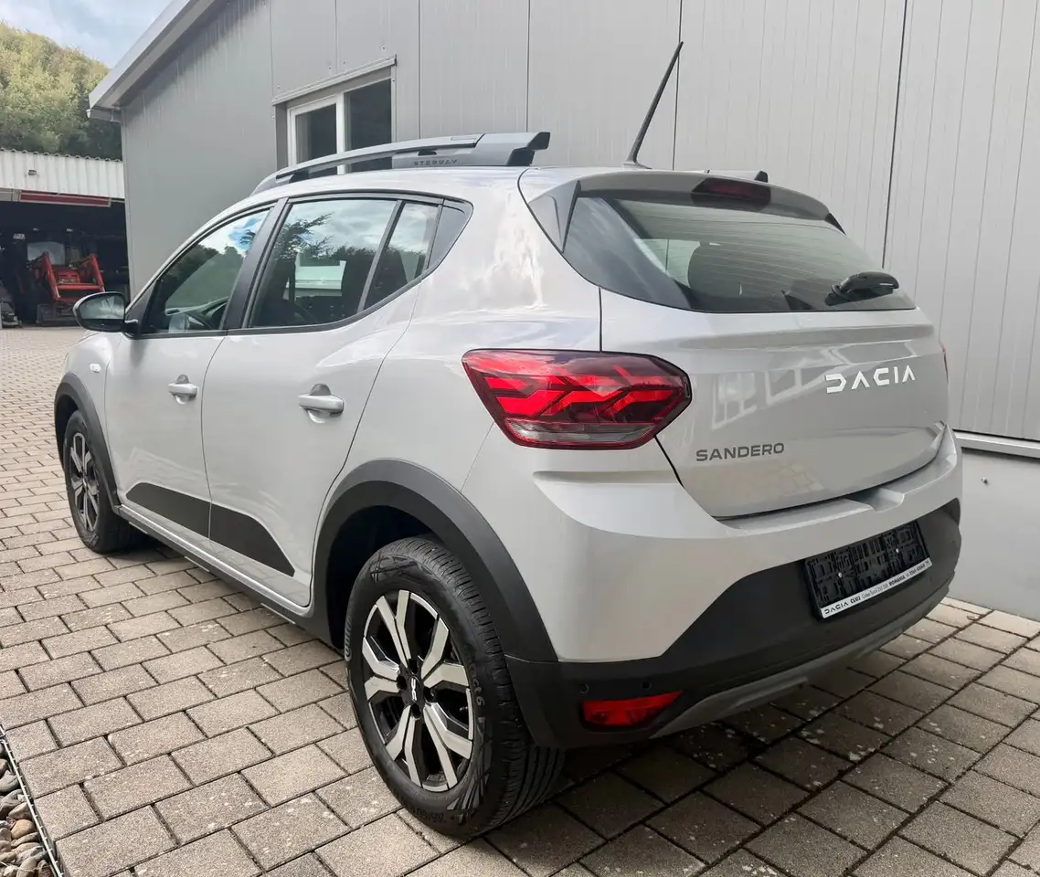 Dacia Sandero Stepway Kamera Keyless Sitzheizung — معرض صور السيارة 11
