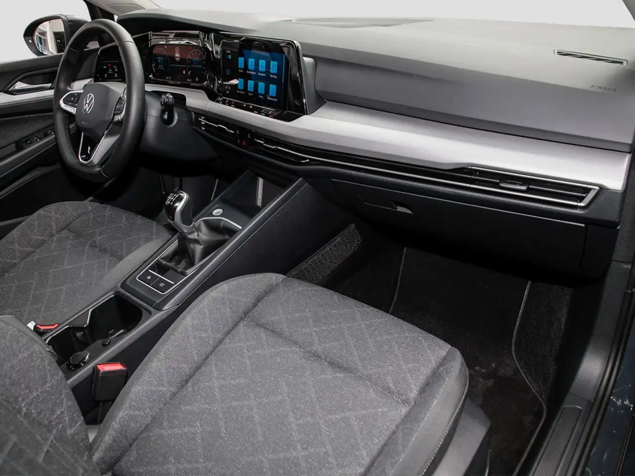 Volkswagen Golf VIII 1.5 TSI Life Navi/LED/SHZ — معرض صور السيارة 7
