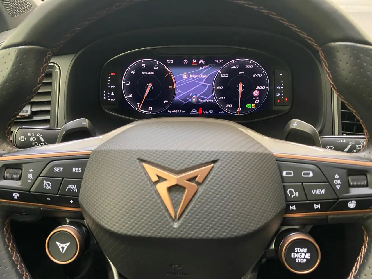 CUPRA Ateca 2.0 TSI DSG 4Drive AHK ACC Kamera Navi LED — Vehicle gallery 9