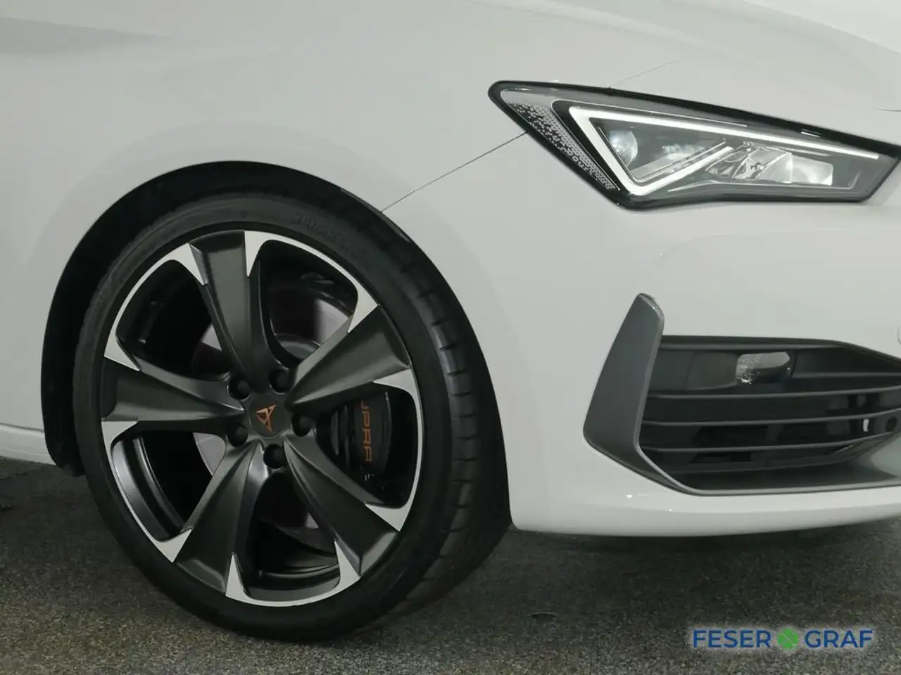 CUPRA Leon Sportstourer VZ LEON 2,0 TSI LED ACC 19" — Galería del vehículo 13