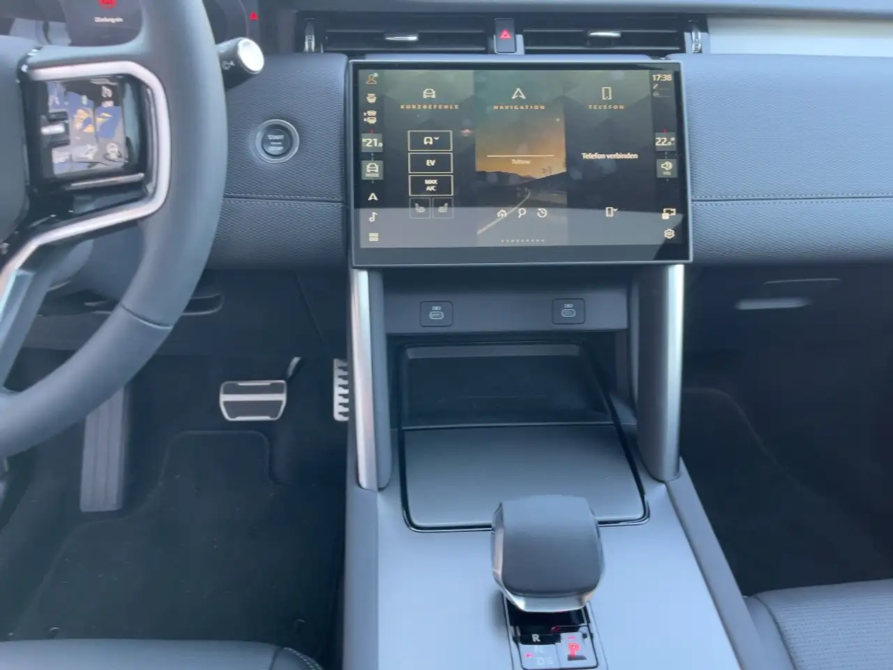 Land Rover Discovery Sport P300e Dynamic SE 360-CAM ACC CAM — معرض صور السيارة 12