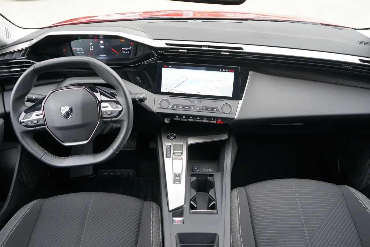 Peugeot 308 SW 1.2 12V e-THP Active LED Navi Klimaaut. — Vehicle gallery 6